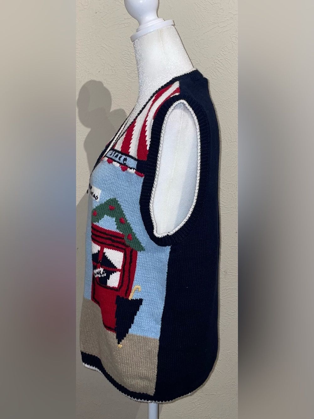New Look Women’s Size M Navy Sweater Vest General Store Village Knit Christmas - Picture 7 of 9
